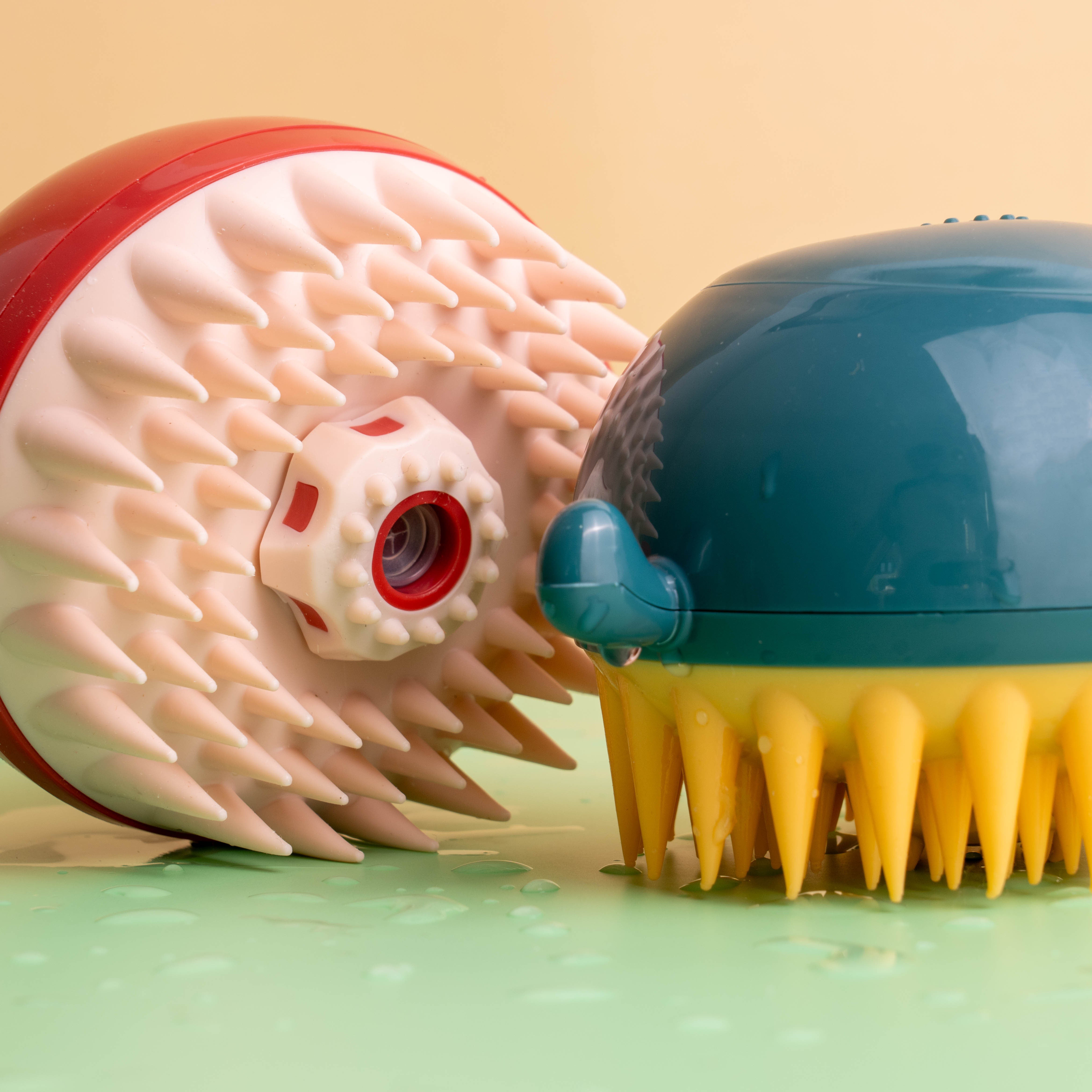 Silikonbürste für Haustiere – entfernt Schmutz, loses Fell und Hautschuppen beim Baden