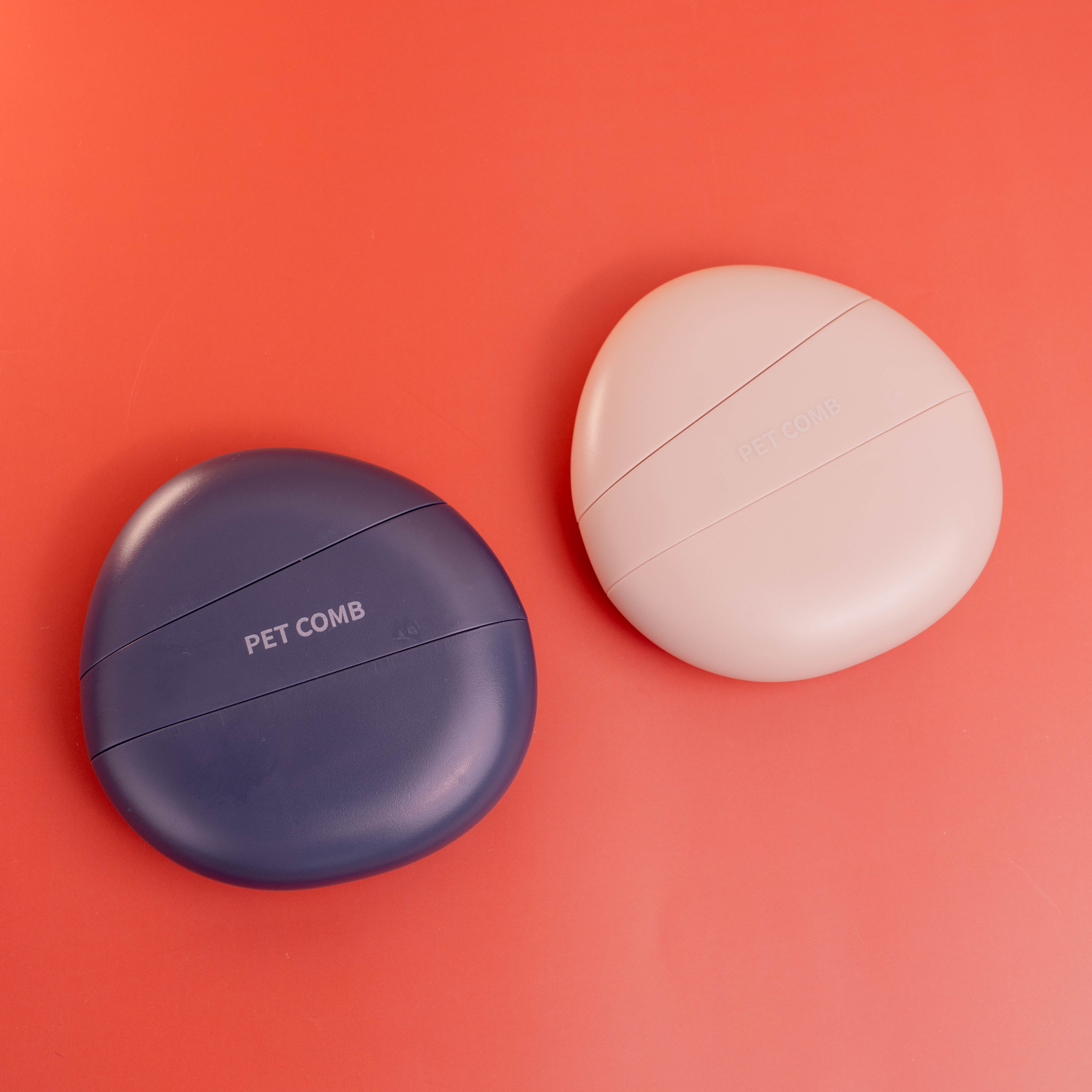 3-in-1 Haustier-Fellkamm in Kieselstein-Form