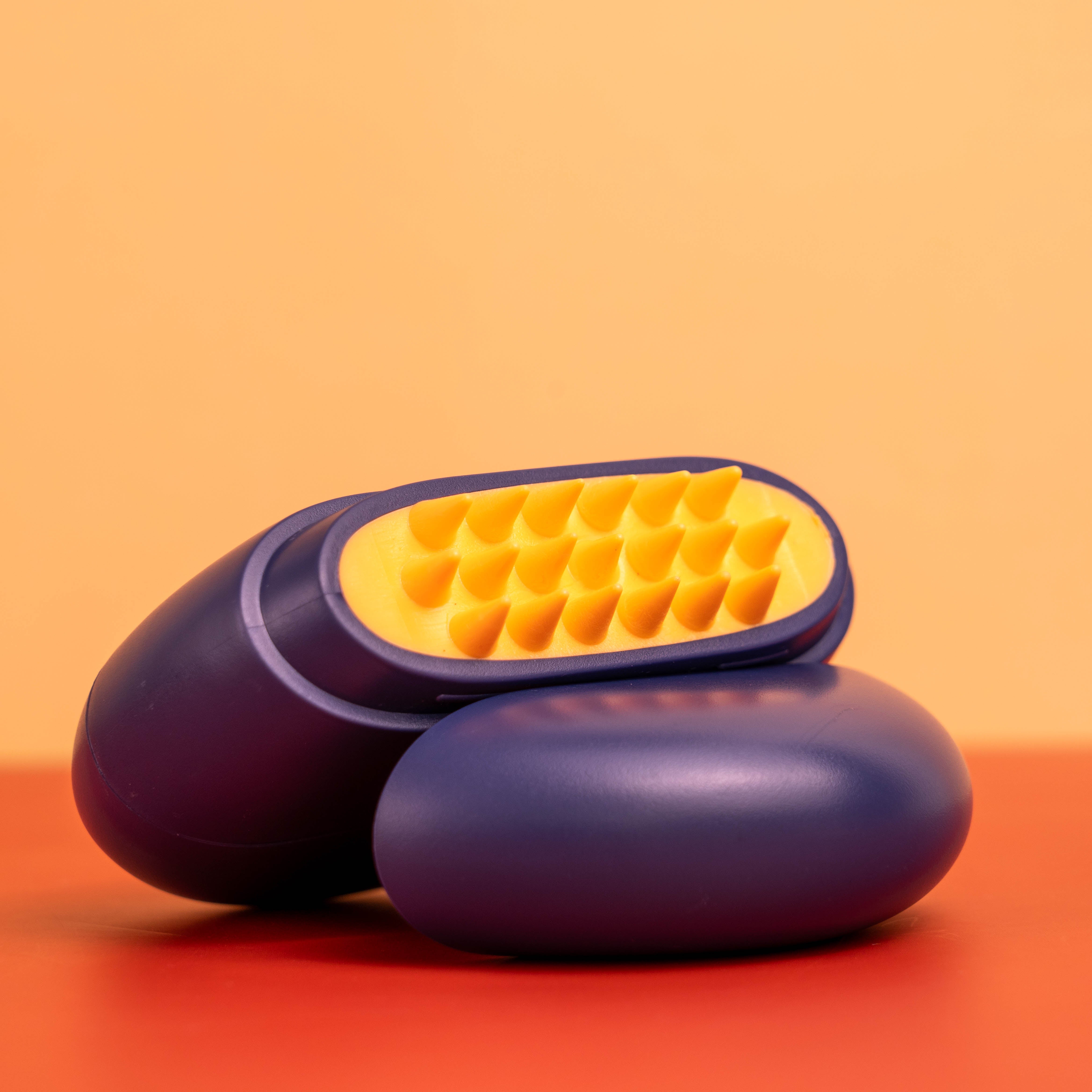 Kompakter Haustierkamm für tägliche Fellpflege – 3-in-1 Design für einfaches Kämmen unterwegs