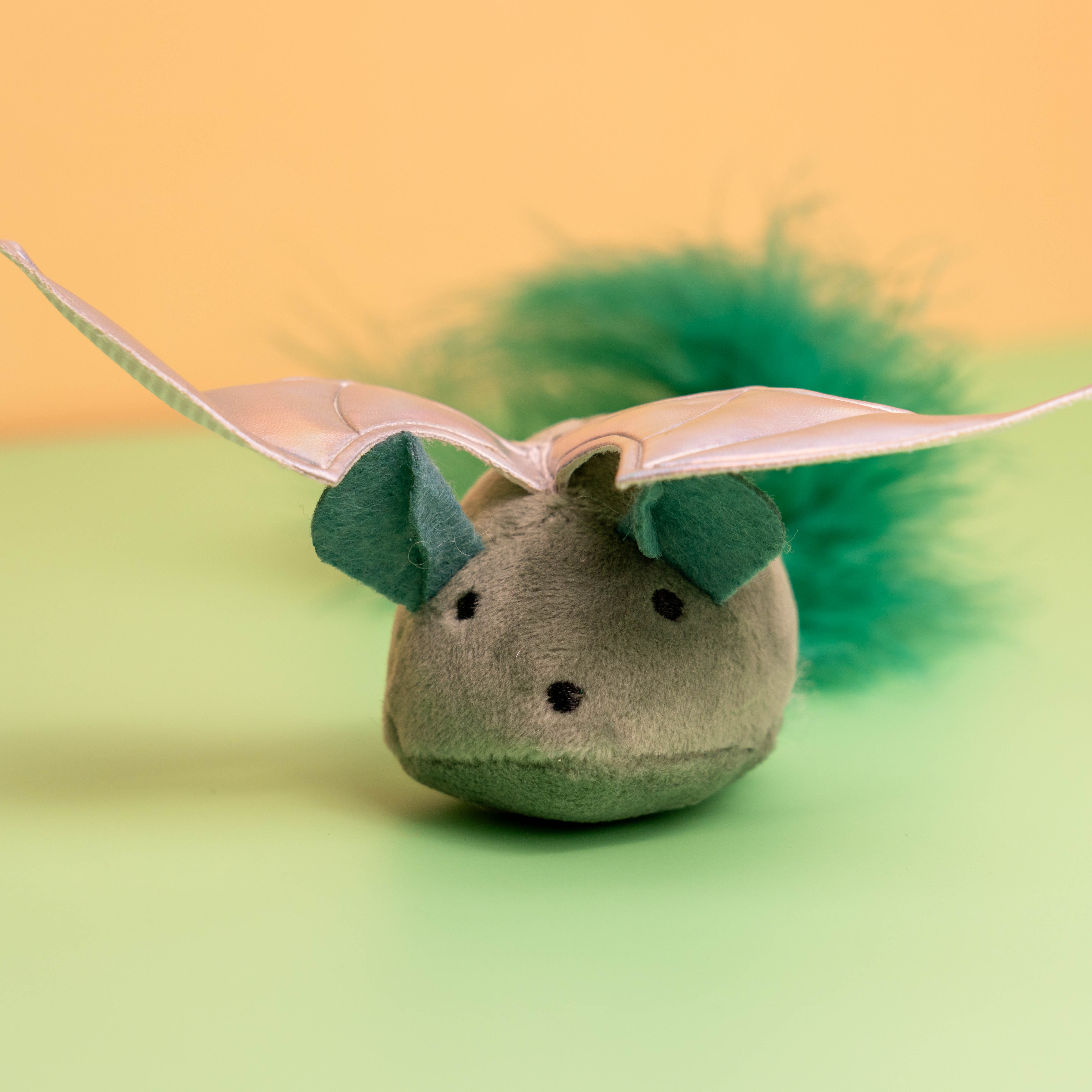 Interaktives Spielzeug für Katzen – regt Sinne, Spieltrieb und Zahnpflege an