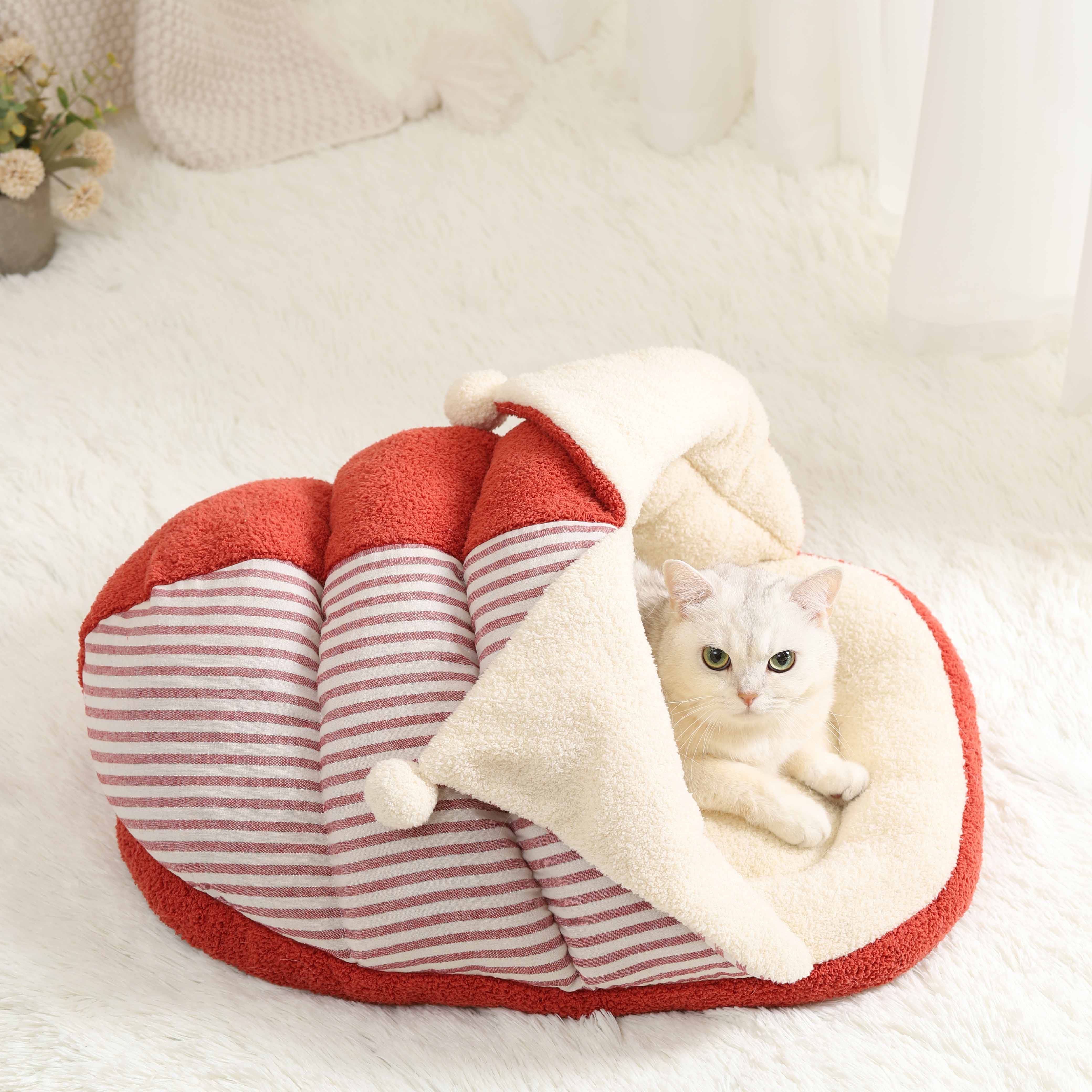 Red Slipper Cat & Dog Bed - Fluffy Smiles