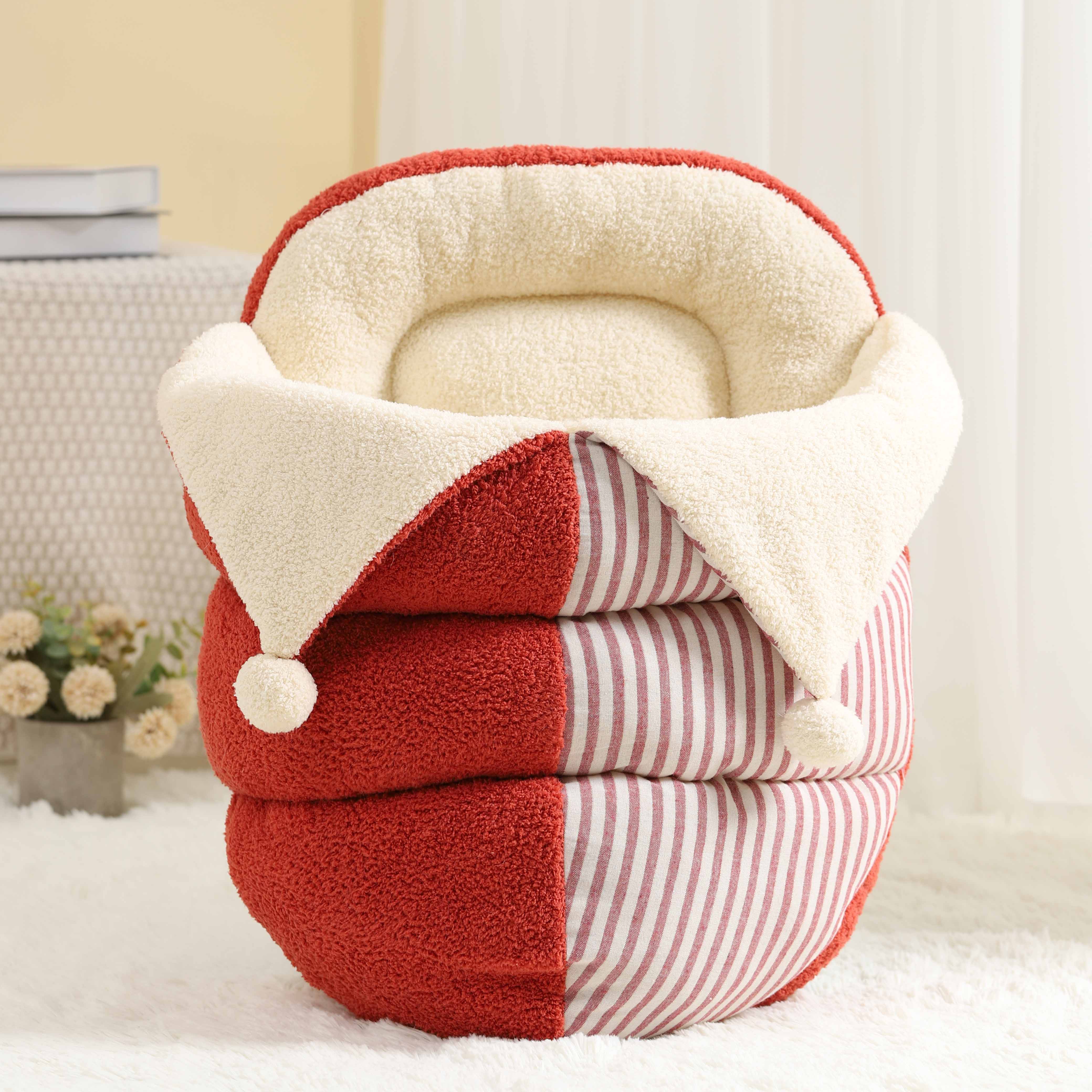 Red Slipper Cat & Dog Bed - Fluffy Smiles