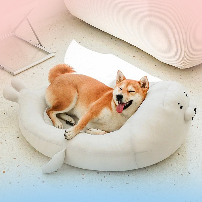 Seal Cat & Dog Bed - Fluffy Smiles