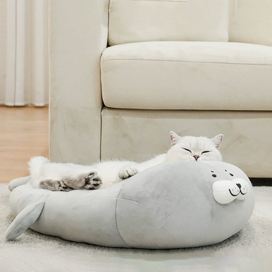 Seal Cat & Dog Bed - Fluffy Smiles