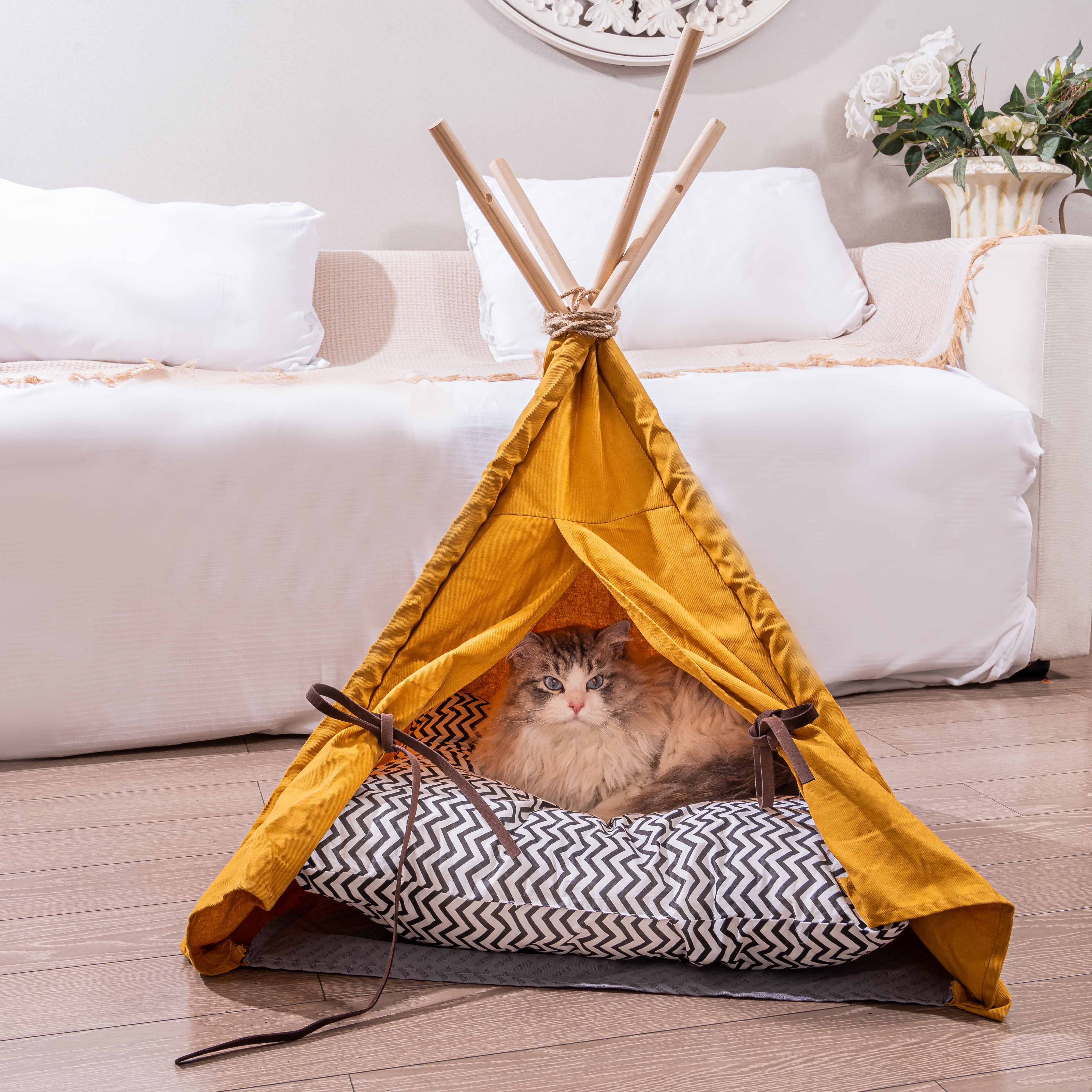 Tent Cat & Dog Beds - Fluffy Smiles